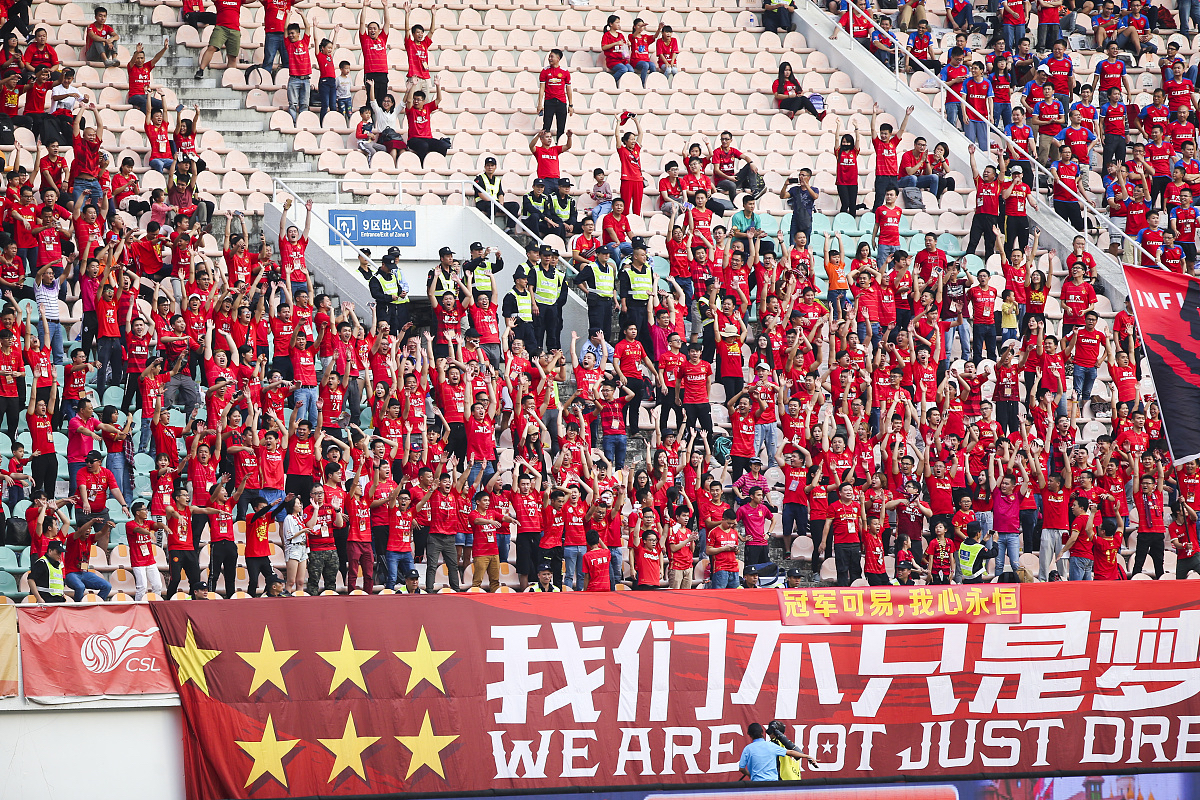 中国球队在国际比赛中获得了一场辉煌的胜利(中国球队在国际比赛中获得了一场辉煌的胜利英语)