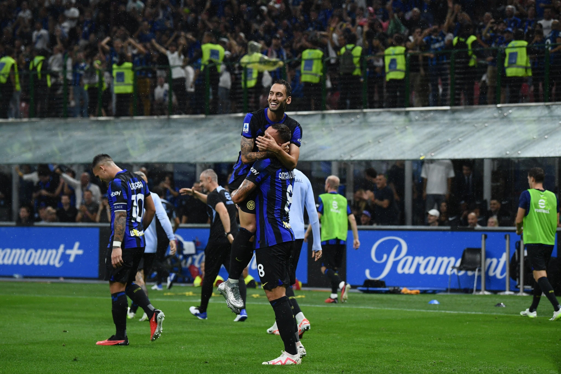 爱游戏官网网页版入口-包含米兰德比：国米迎来胜利，表现抢眼的词条