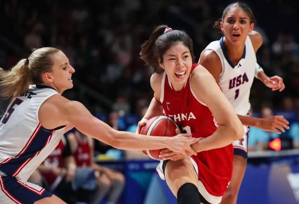 德国女篮勇敢迎战，展现实力冲刺胜利的简单介绍