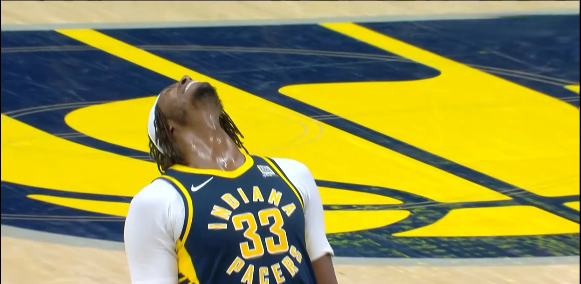 爱游戏app-老将掘金晋级，猛龙首胜步行者的简单介绍