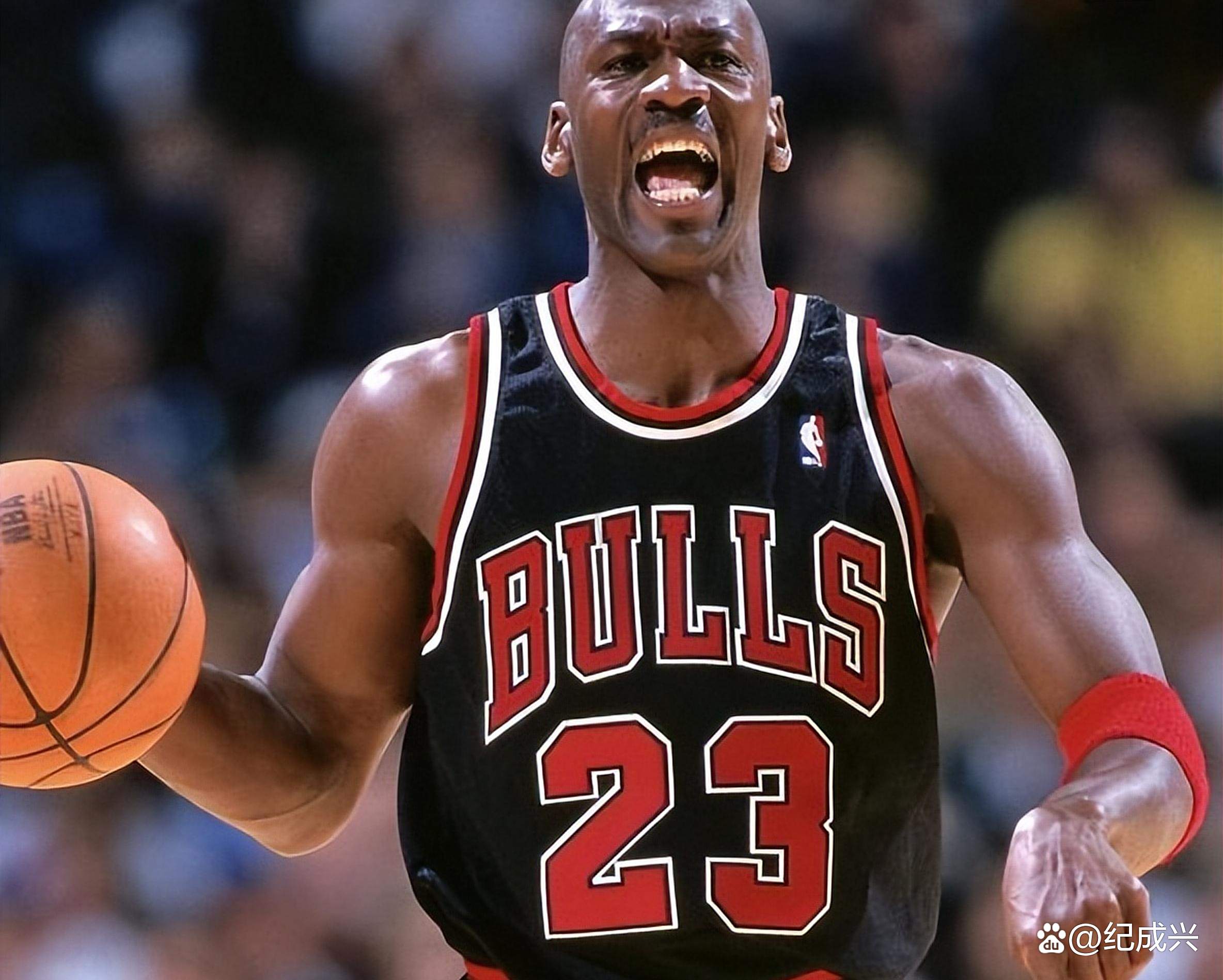 乔丹传记电影热映，篮球传奇生平再现的简单介绍