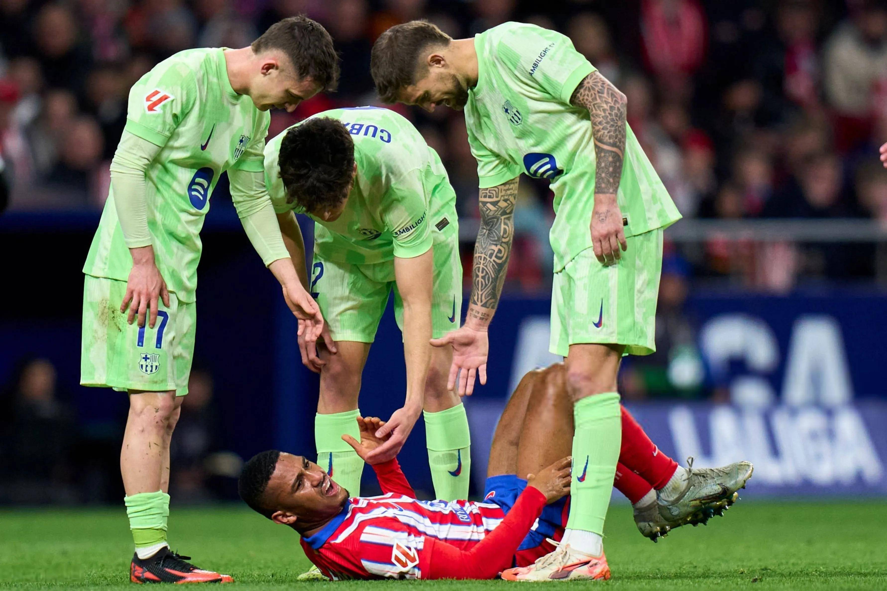 爱游戏登录-足球巨星华丽表演，惊艳全场