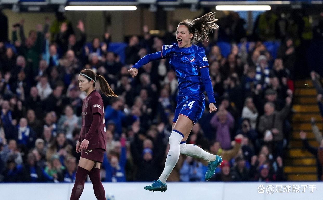 爱游戏官网-曼城遭遇阿贾克斯，晋级欧冠四强